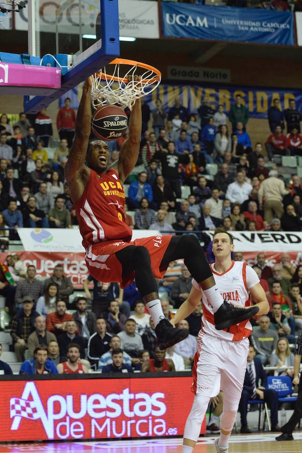 El UCAM ahoga a un Baskonia al que no dejó anotar en los últimos cinco minutos del partido