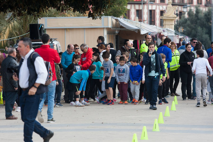 La prueba para niños de entre 5 y 11 años llenó el Malecón de carreras, saltos y lanzamientos