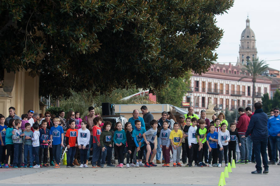 La prueba para niños de entre 5 y 11 años llenó el Malecón de carreras, saltos y lanzamientos