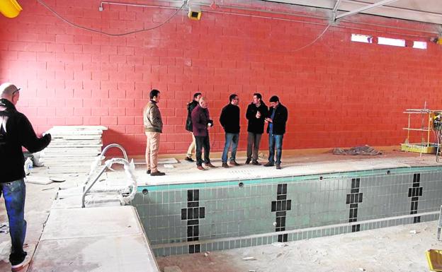 Cehegín acaba las obras en la piscina cubierta a finales de mes