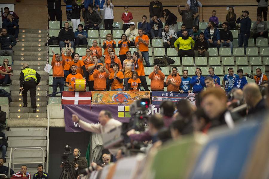 El conjunto de Duda remonta una desventaja de hasta tres goles y consigue llevarse un encuentro marcado por el debut de Xuxa y Fernando Drasler y las paradas de Raúl Jerez