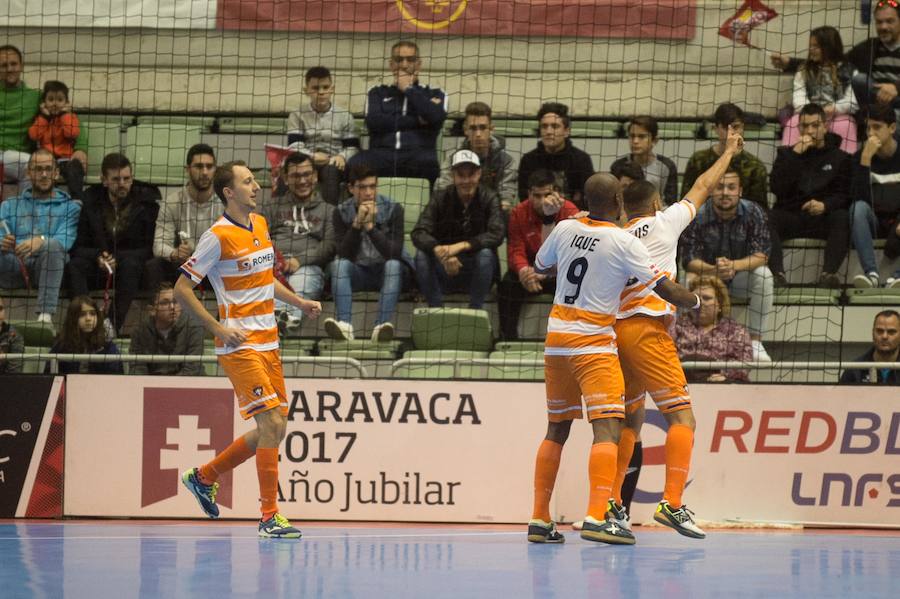 El conjunto de Duda remonta una desventaja de hasta tres goles y consigue llevarse un encuentro marcado por el debut de Xuxa y Fernando Drasler y las paradas de Raúl Jerez