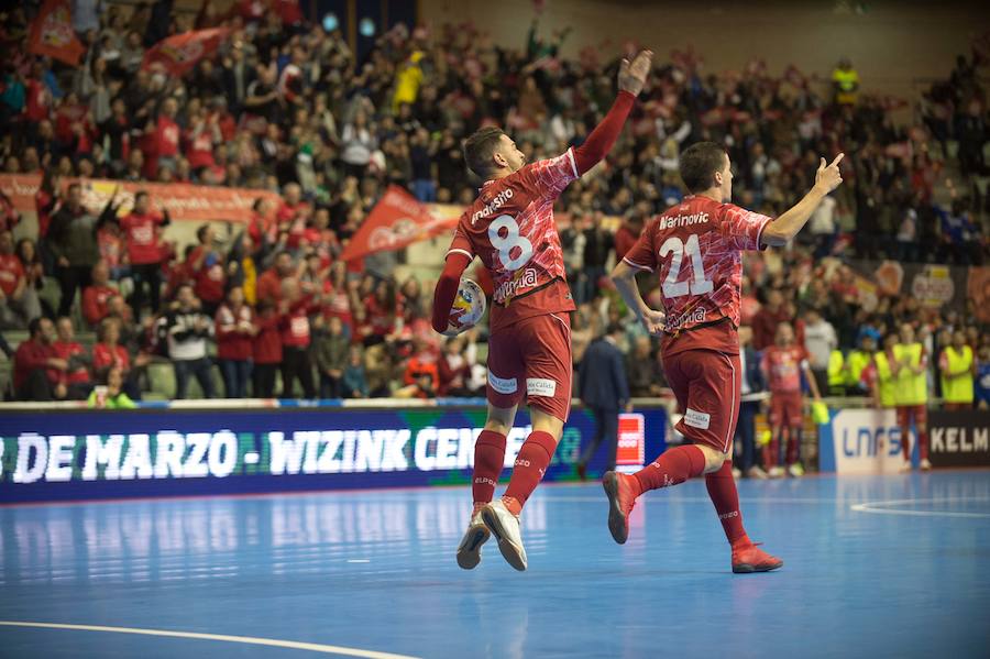 El conjunto de Duda remonta una desventaja de hasta tres goles y consigue llevarse un encuentro marcado por el debut de Xuxa y Fernando Drasler y las paradas de Raúl Jerez