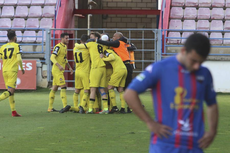 El conjunto de Mario Simón sorprende en el Francisco de la Hera y suma su segunda victoria del año para seguir soñando con los puestos de salvación