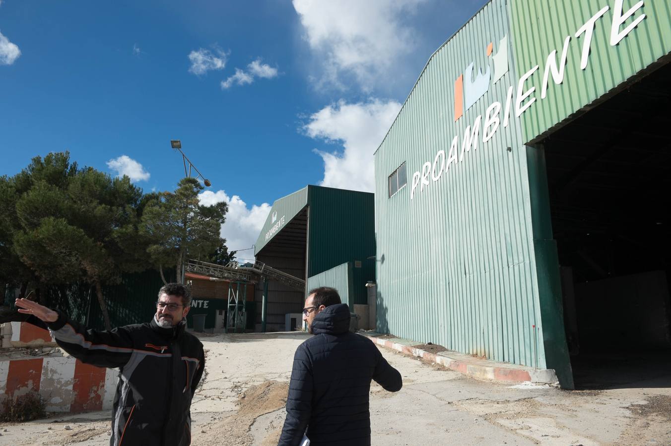 El Gobierno valenciano estudia aportar 1,3 millones; en febrero se retomarán los trabajos desmantelando una balsa de lixiviados