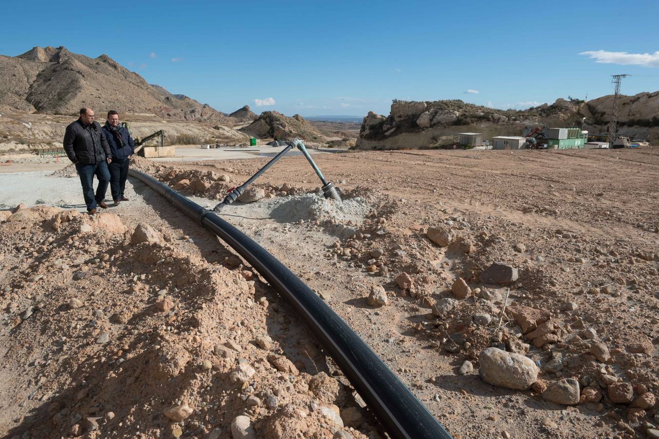 El Gobierno valenciano estudia aportar 1,3 millones; en febrero se retomarán los trabajos desmantelando una balsa de lixiviados