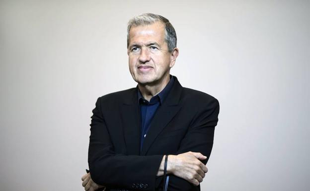 Mario Testino.