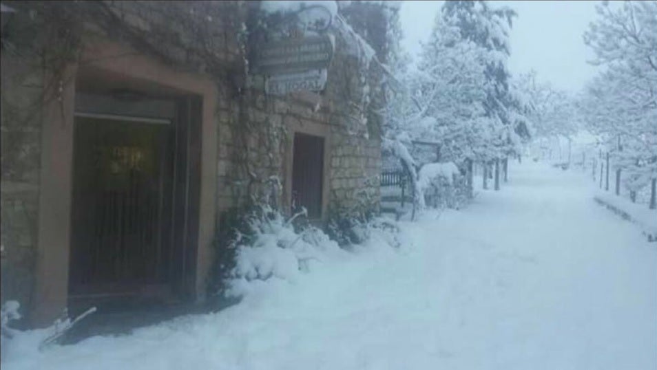 La nieve dejó una blanca estampa en Campo de San Juan (Moratalla). 