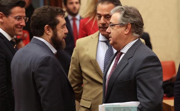 Zoido en la comparecencia en el Congreso.