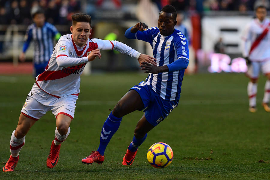 El conjunto de Fabri suma su octava derrota consecutiva, la más abultada de la temporada, y queda relegado al farolillo rojo de la Segunda División