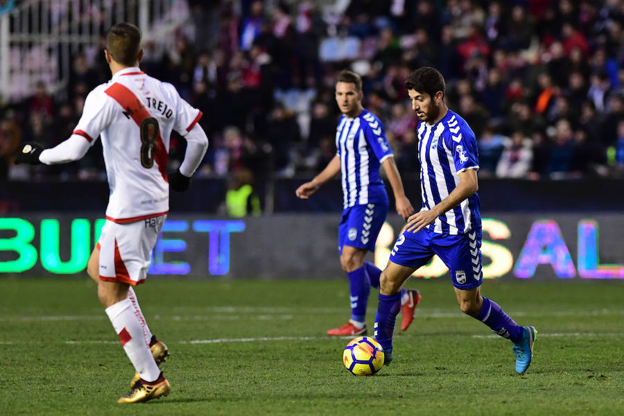 El conjunto de Fabri suma su octava derrota consecutiva, la más abultada de la temporada, y queda relegado al farolillo rojo de la Segunda División