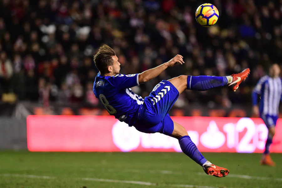 El conjunto de Fabri suma su octava derrota consecutiva, la más abultada de la temporada, y queda relegado al farolillo rojo de la Segunda División