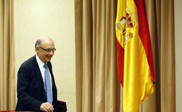 El ministro de Hacienda, Cristóbal Montoro, en el Congreso.