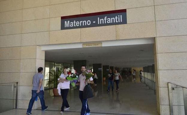 Entrada del nuevo pabellón Infantil de La Arrixaca.