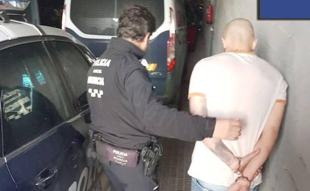 Uno de los detenidos este domingo por agresión a seguidores del Real Murcia. 