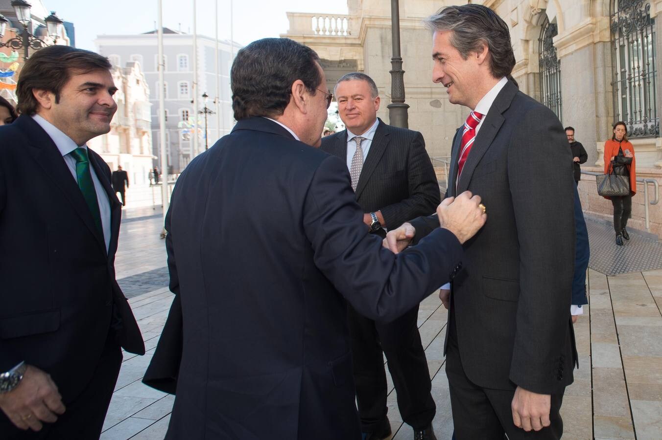 El ministro anuncia ante Castejón y López Miras que el baipás de Beniel y el tramo hasta Murcia serán licitados el año que viene