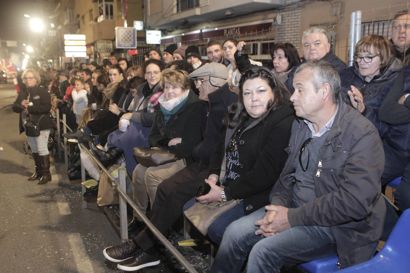 La Federación de Peñas cifró la asistencia al primer desfile del Carnaval en 15.000 personas