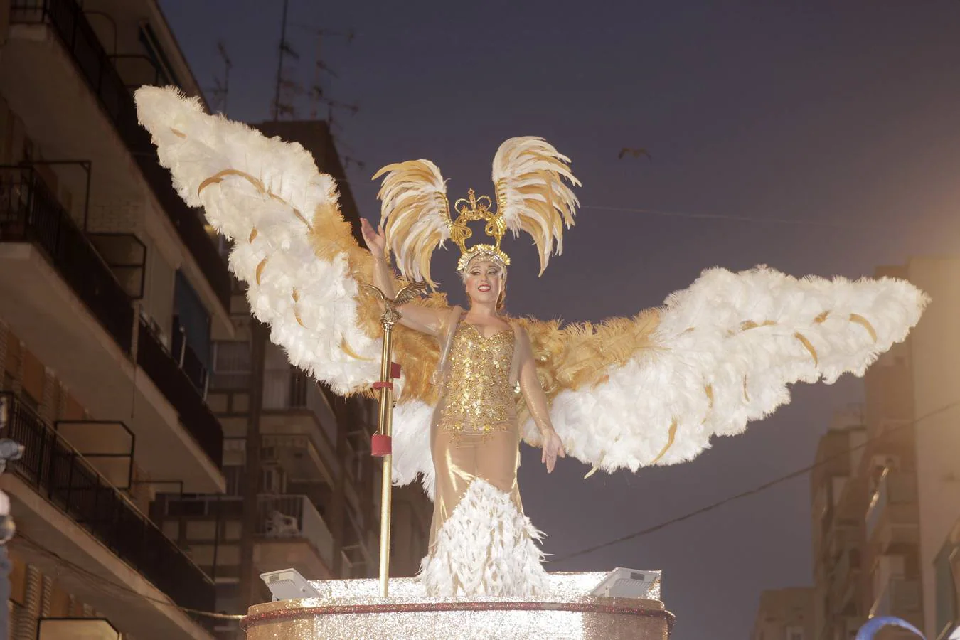 La Federación de Peñas cifró la asistencia al primer desfile del Carnaval en 15.000 personas