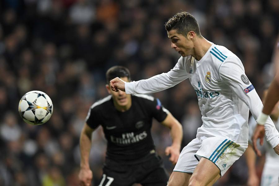 El Real Madrid deja contra las cuerdas al PSG tras una remontada heroica y otro doblete del portugués Cristiano Ronaldo (3-1).