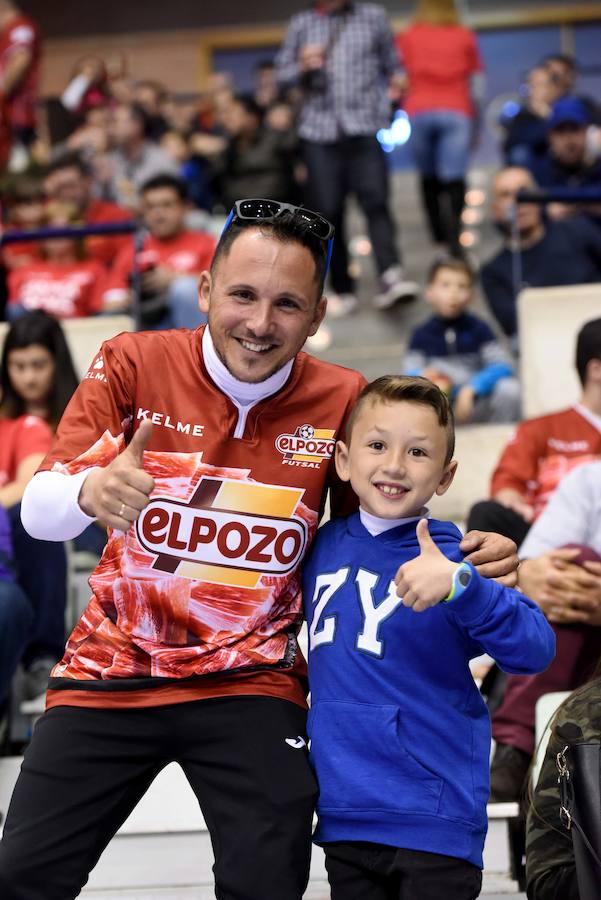 El duelo entre ElPozo Murcia y FC Barcelona Lassa por la segunda plaza se saldó con la victoria del cuadro murciano. Los de Duda, que fueron de menos a más, consiguieron los tres puntos con los tantos de Álex y el doblete de Pito