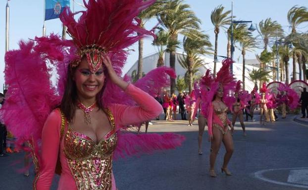 Desfile del carnaval de La Ribera.