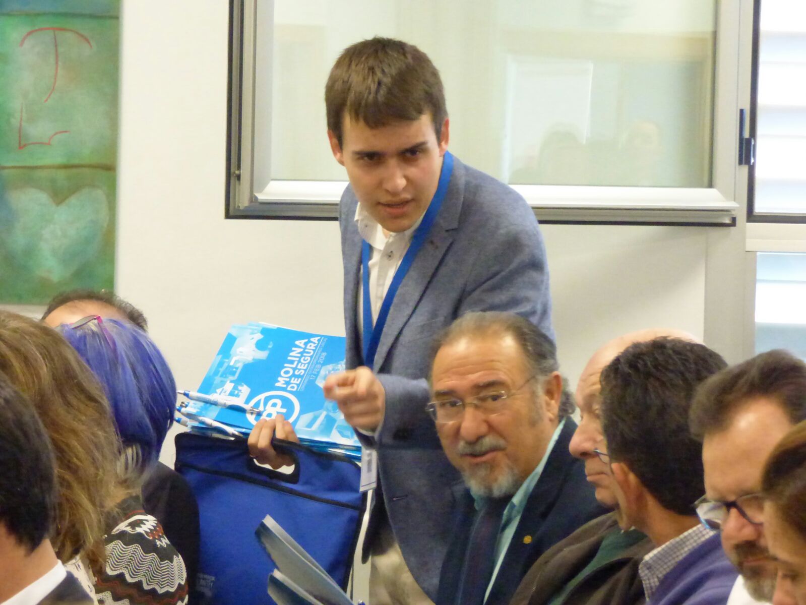 Los militantes del partido votan entre el economista José María Vicente Arnaldos o el abogado José Ángel Alfonso Hernández para la presidencia local del partido