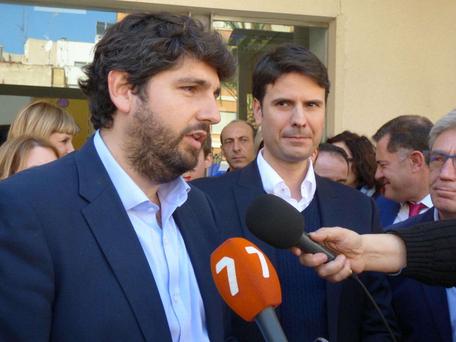 Los militantes votan a José Ángel Alfonso Hernández para la presidencia popular local