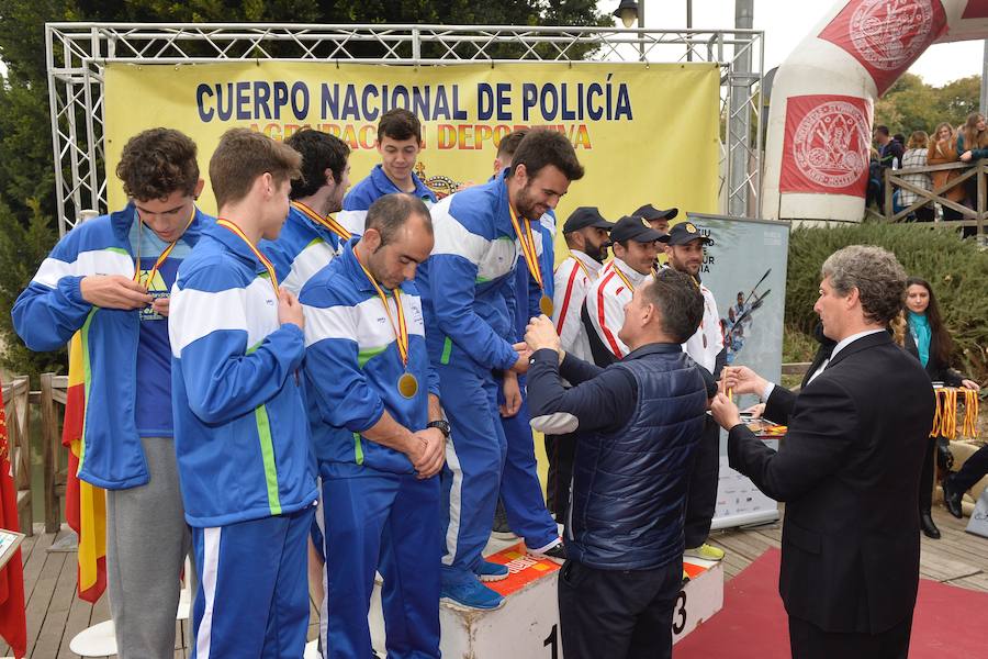 Más de 700 piragüistas participan en las carreras por el Segura