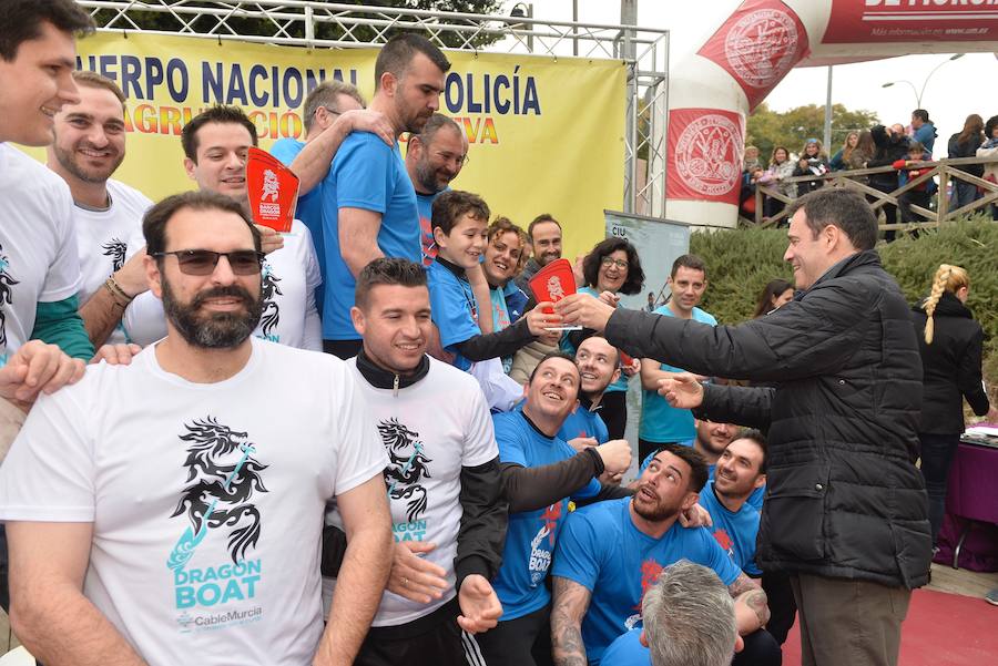 Más de 700 piragüistas participan en las carreras por el Segura