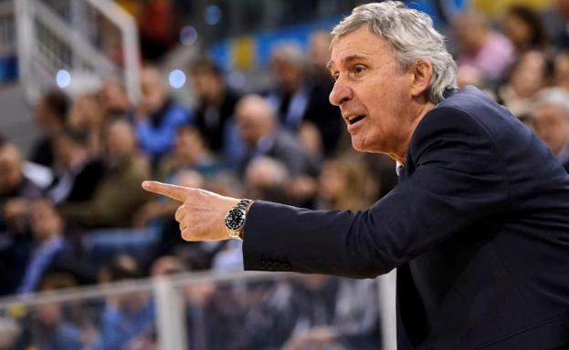 Svetislav Pesic, técnico del Barcelona. 