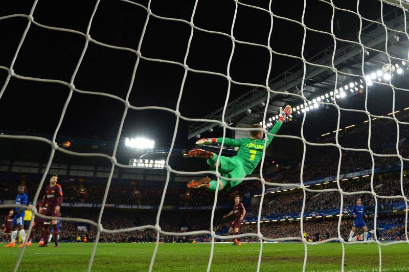 El Chelsea y el Barcelona se enfrentaron en Stamford Bridge en la ida de octavos de final de la Liga de Campeones.