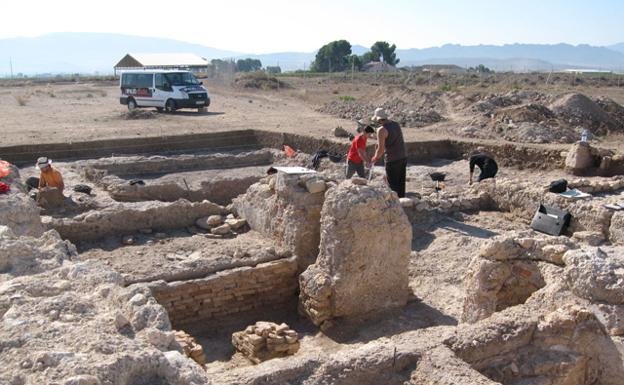 Charla sobre los hallazgos en Los Torrejones