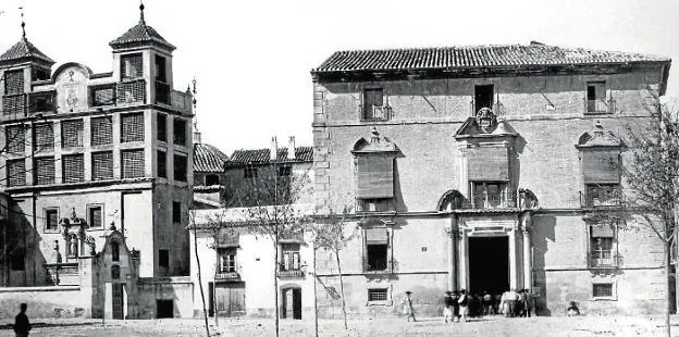 El magnífico Palacio de los Vélez, que se alzaba junto al convento de Las Claras..