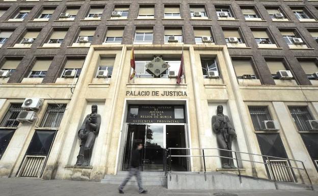 El Tribunal Superior de Justicia de la Región de Murcia.