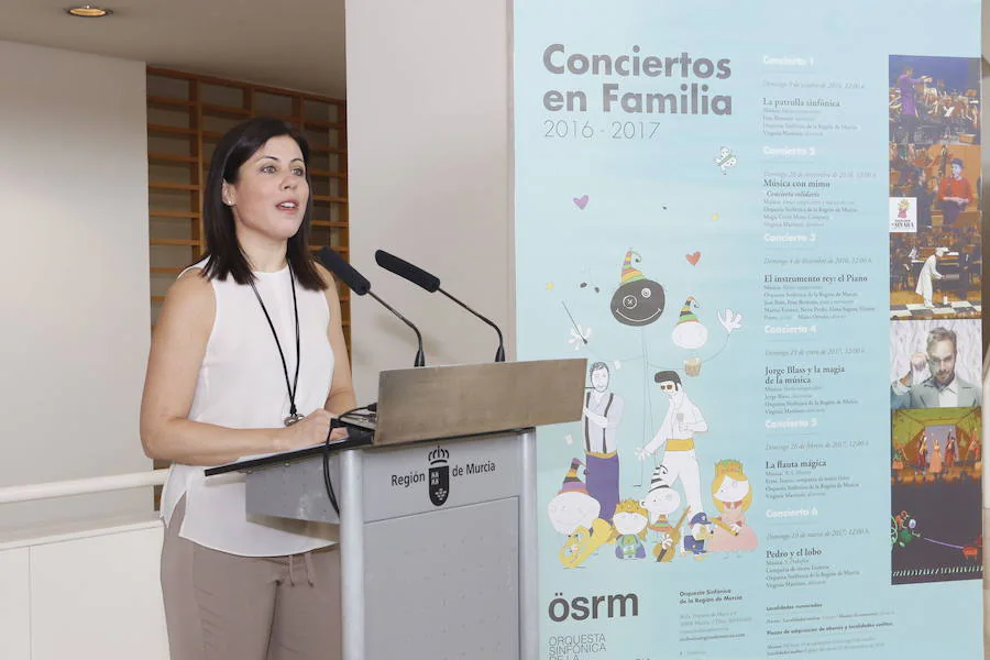 Virginia Martínez presenta el ciclo 'Conciertos en familia 2016-2017'.