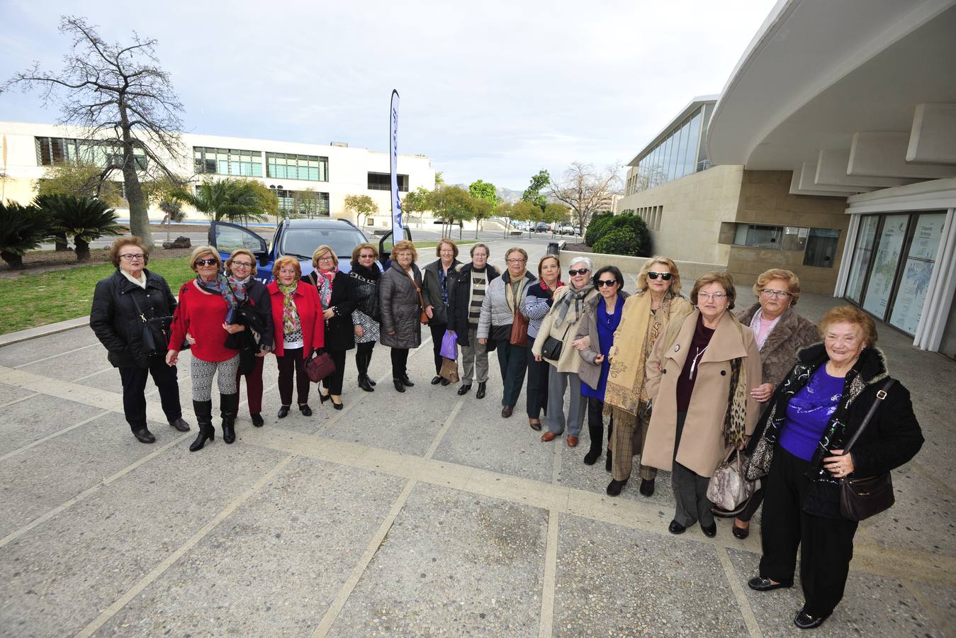 Más de 400 personas abarrotan la Sala Miguel Ángel Clares del Auditorio de Murcia para reconocer el papel de las féminas