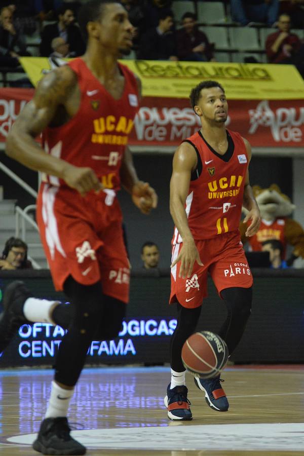 El conjunto de Ibon Navarro peleó hasta el final en el regreso de Lima al Palacio de los Deportes, pero no pudo con la tela de araña de Pesic ni el arbitraje de los últimos minutos