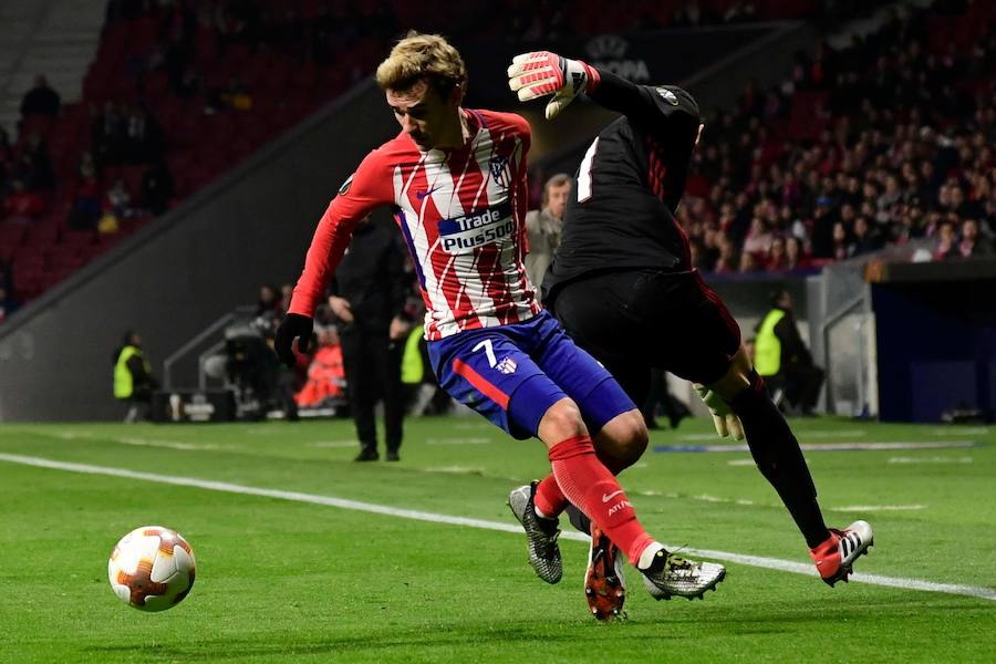 El Atlético venció por 3-0 al Lokomotiv de Moscú en la ida de los octavos de final de la Liga Europa. Saúl abrió el marcador con un golazo, Costa anotó al rechace y Koke puso la sentencia tras una asistencia de Juanfran.