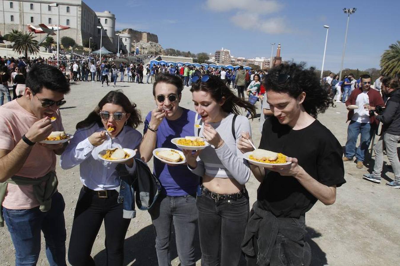 El Campus de la Muralla del Mar reúne a 6.500 jóvenes con motivo de la festividad de San José.