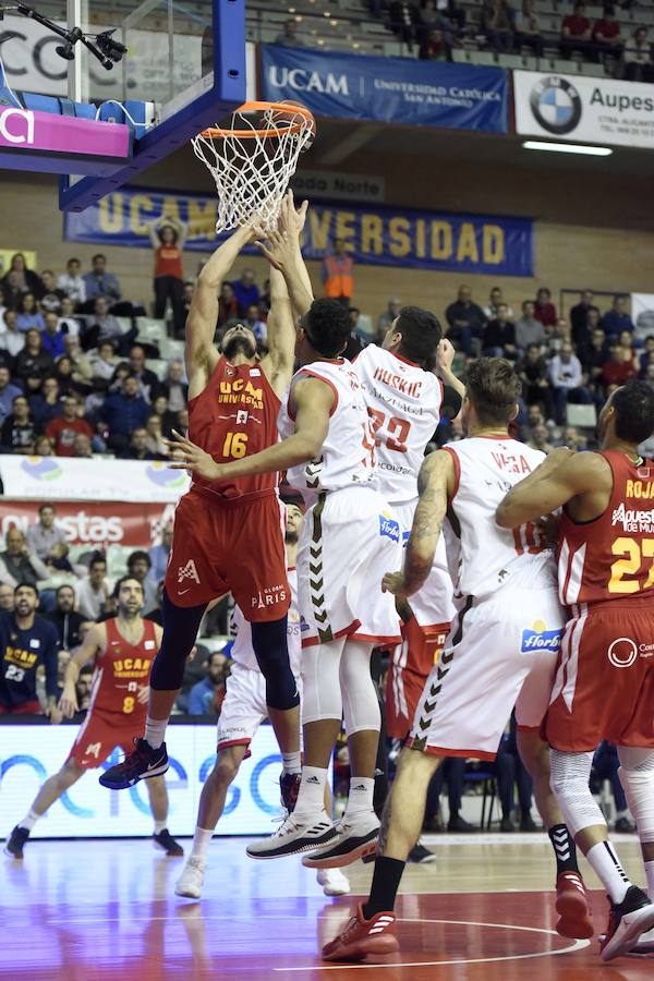 Los murcianos ganan por primera vez en un mes y medio en un partido competido que desniveló Urtasun como base. El final parecía plácido, pero un parcial de 2-12 en los últimos cuatro minutos dio incluso opción de empate al Burgos