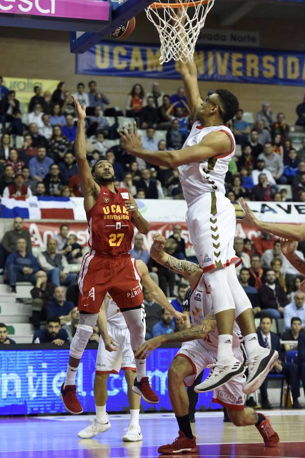 Los murcianos ganan por primera vez en un mes y medio en un partido competido que desniveló Urtasun como base. El final parecía plácido, pero un parcial de 2-12 en los últimos cuatro minutos dio incluso opción de empate al Burgos