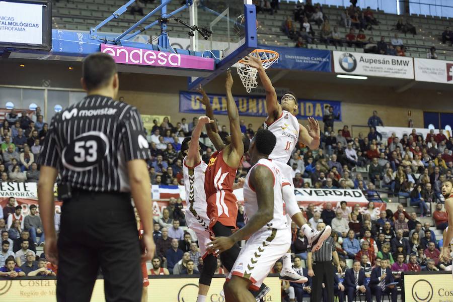 Los murcianos ganan por primera vez en un mes y medio en un partido competido que desniveló Urtasun como base. El final parecía plácido, pero un parcial de 2-12 en los últimos cuatro minutos dio incluso opción de empate al Burgos