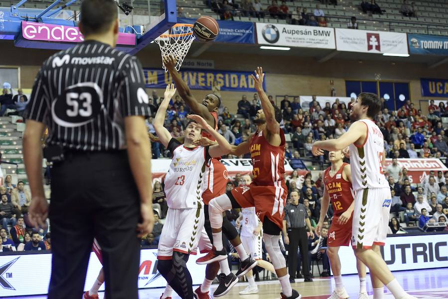 Los murcianos ganan por primera vez en un mes y medio en un partido competido que desniveló Urtasun como base. El final parecía plácido, pero un parcial de 2-12 en los últimos cuatro minutos dio incluso opción de empate al Burgos