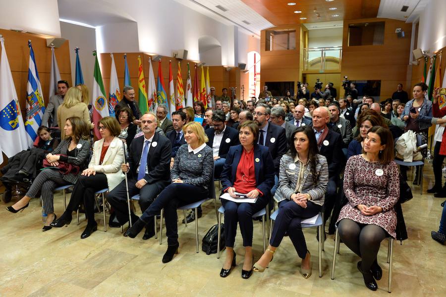 La Comunidad pone en marcha un plan integral que incluye 189 medidas en Sanidad, Educación, servicios sociales e investigación