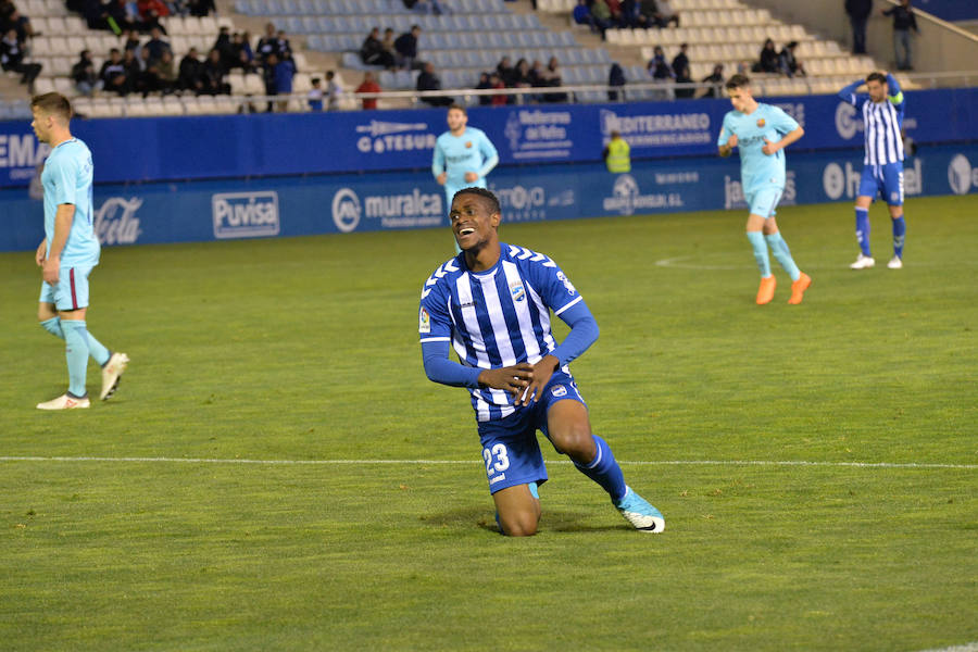 Dani Ojeda, desde el punto de penalti, adelantó al equipo de la Ciudad del Sol y Cucurella hizo el empate definitivo en el Artés Carrasco