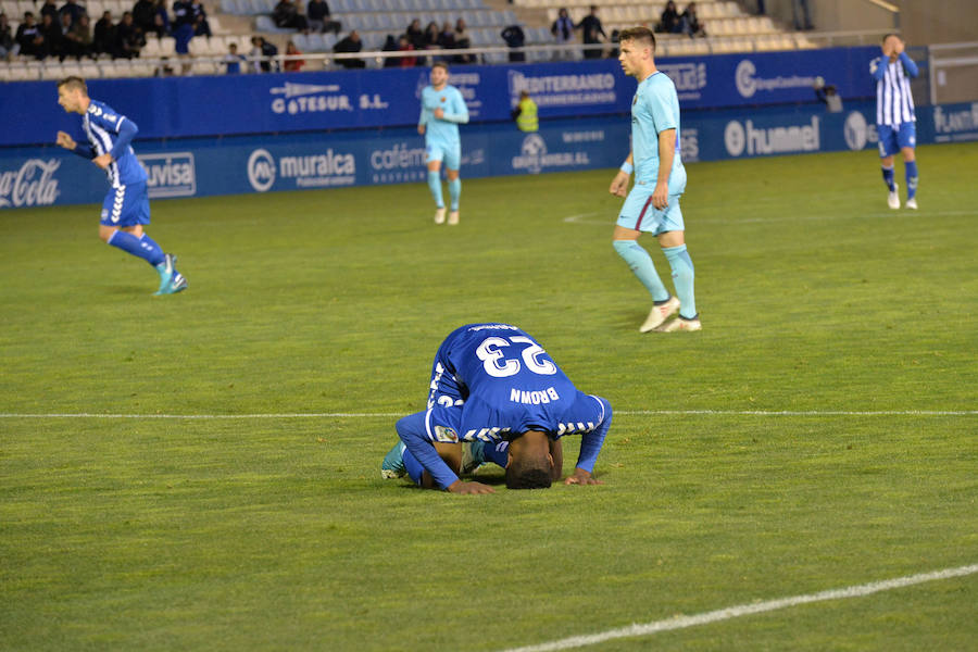 Dani Ojeda, desde el punto de penalti, adelantó al equipo de la Ciudad del Sol y Cucurella hizo el empate definitivo en el Artés Carrasco