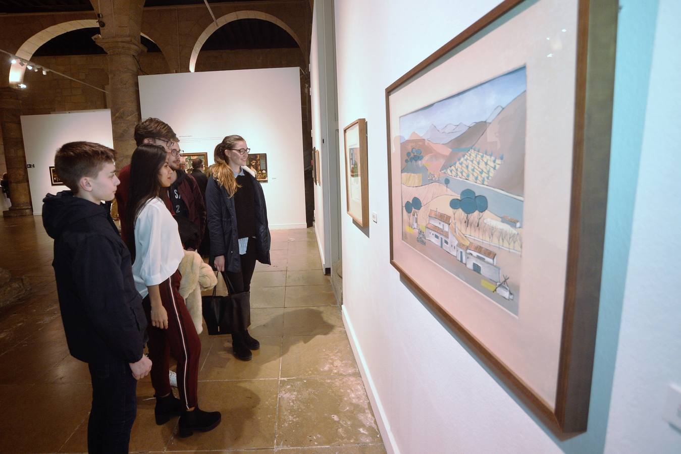 El Palacio Almudí de Murcia inauguró la exposición ‘Pintura ilustrada. Ilustración pintada’, que reúne por primera vez en la capital la obra de los hermanos José Francisco y Antonio Aguirre, destacados ilustradores y pintores murcianos.