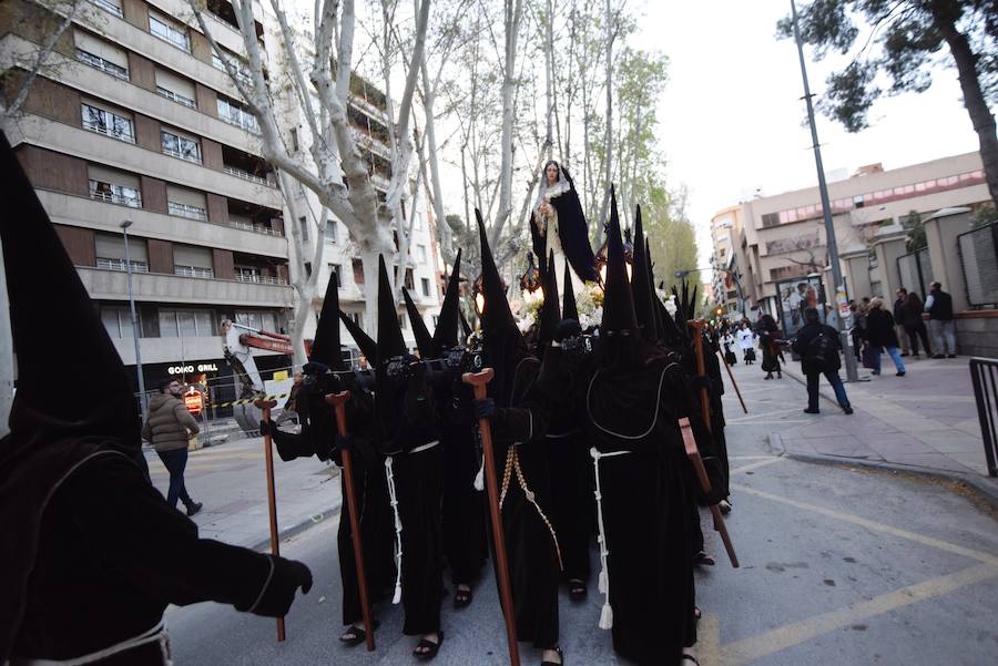 La agrupación incorporó este año un nuevo manto de la Virgen