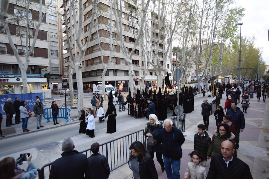 La agrupación incorporó este año un nuevo manto de la Virgen