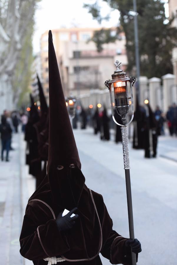 La agrupación incorporó este año un nuevo manto de la Virgen